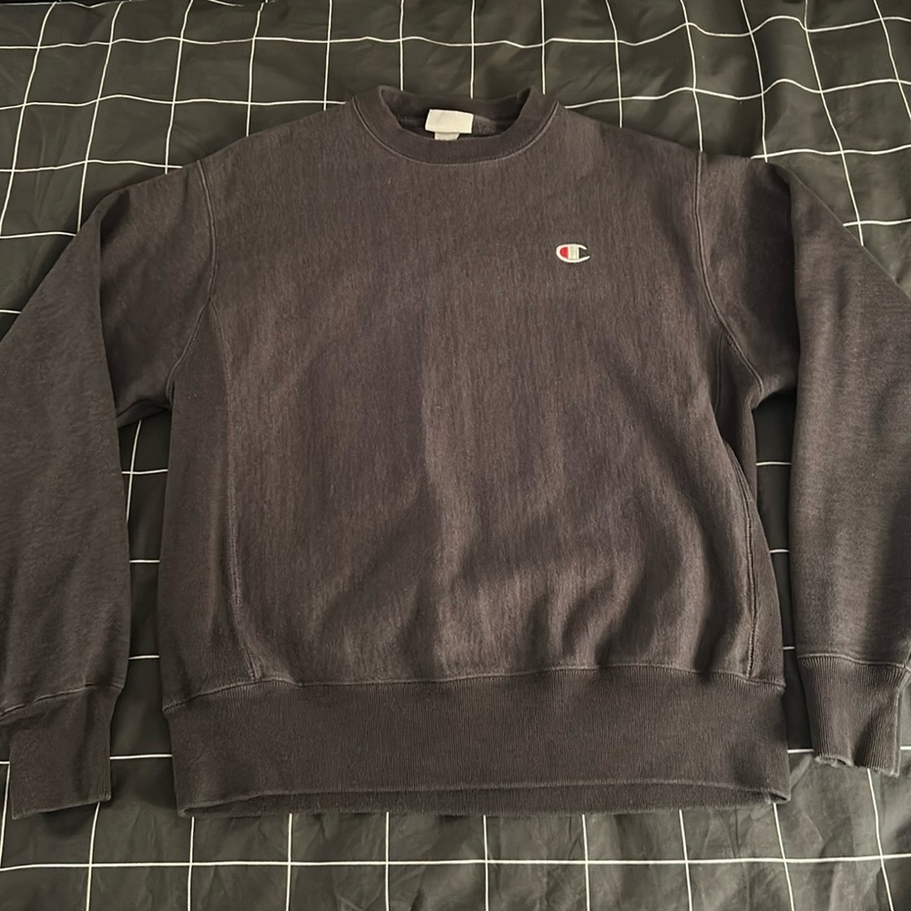 Champion reverse weave crewneck (unisex) ☑️